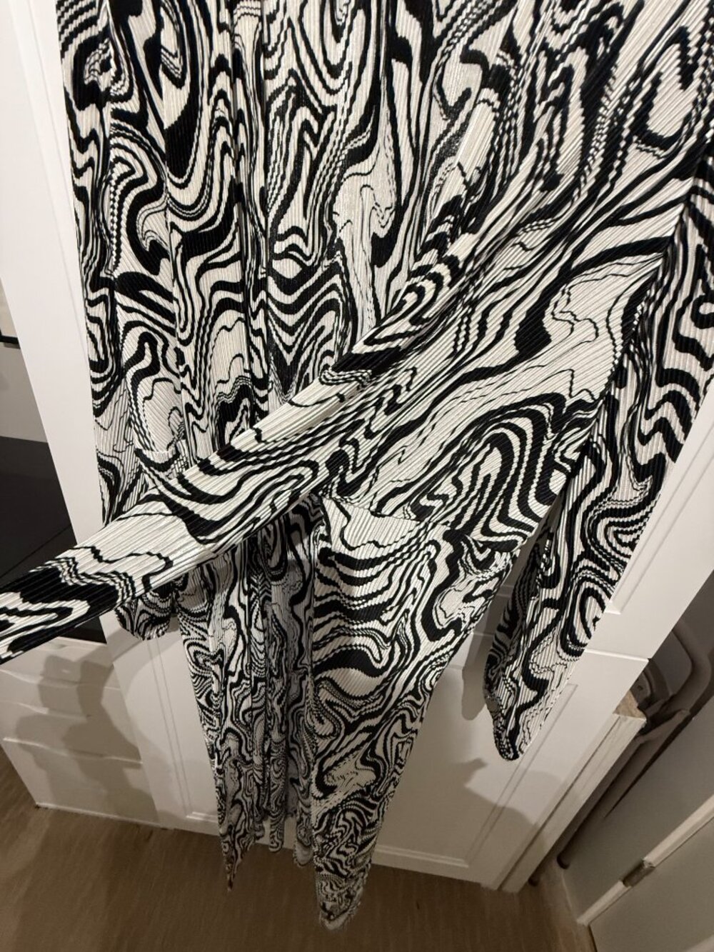 Abstract Crinkle Long Duster Jacket Ivory & Black 3X - Picture 8 of 9
